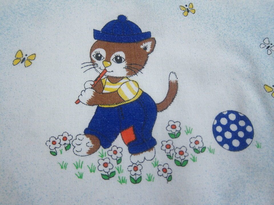 -子猫のイラスト-幅115cm.jpg