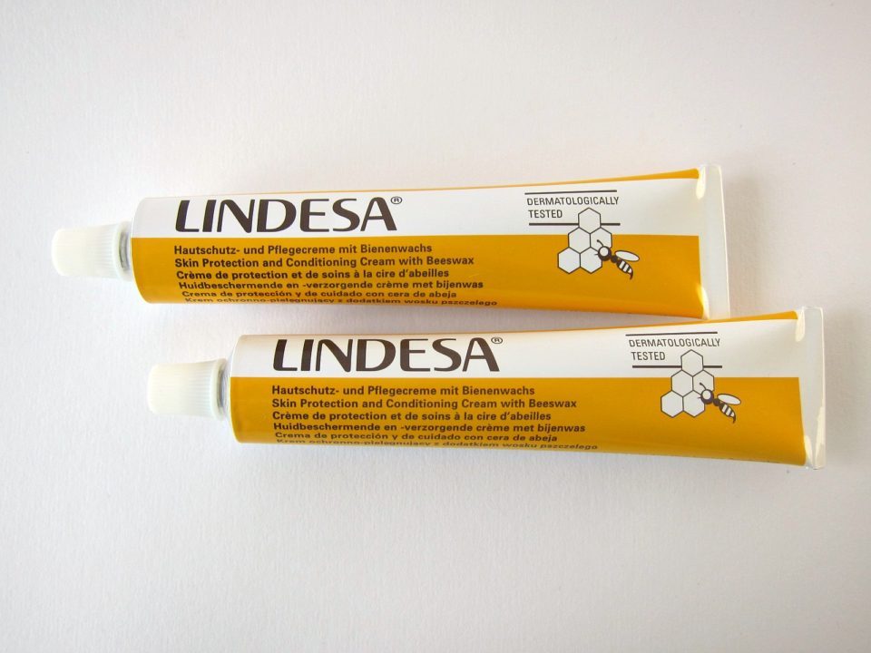 LINDESA-ビーワックス入りハンドクリーム-50ml-2本セット.jpg