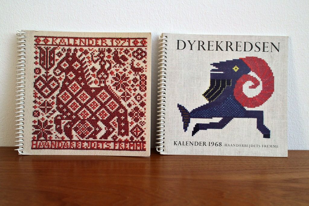 60‐70年代Vintge デンマーク語クロスステッチ図案ブック2冊セット