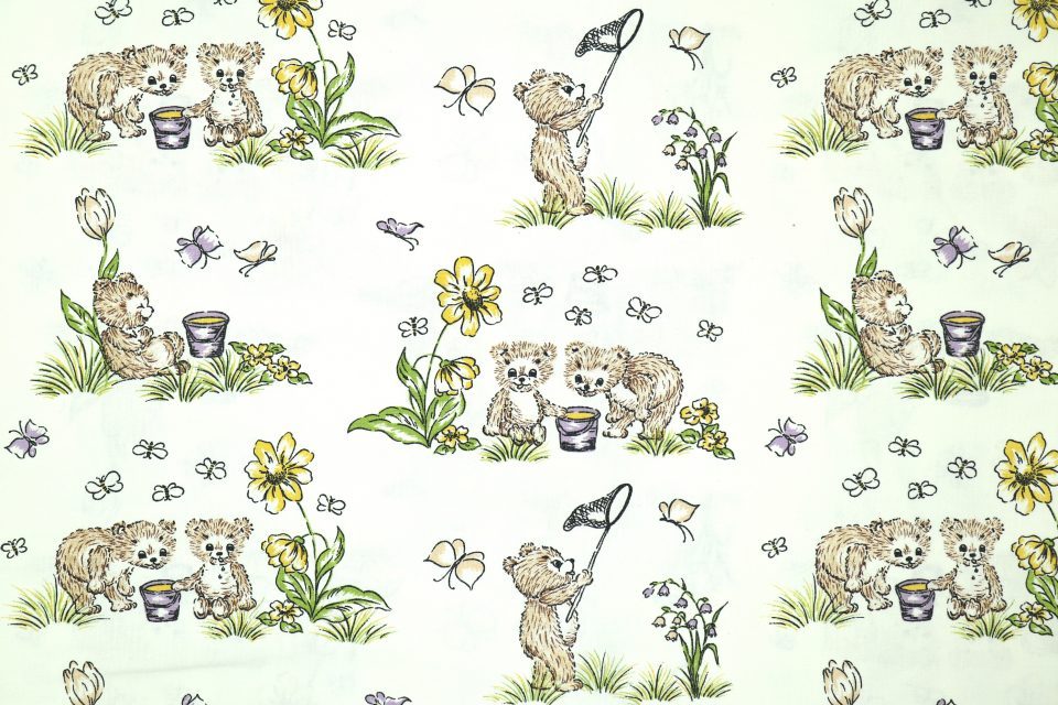 Ddrオリジナル 可愛い子ぐま模様のヴィンテージファブリック 幅113cm Frau Vintage