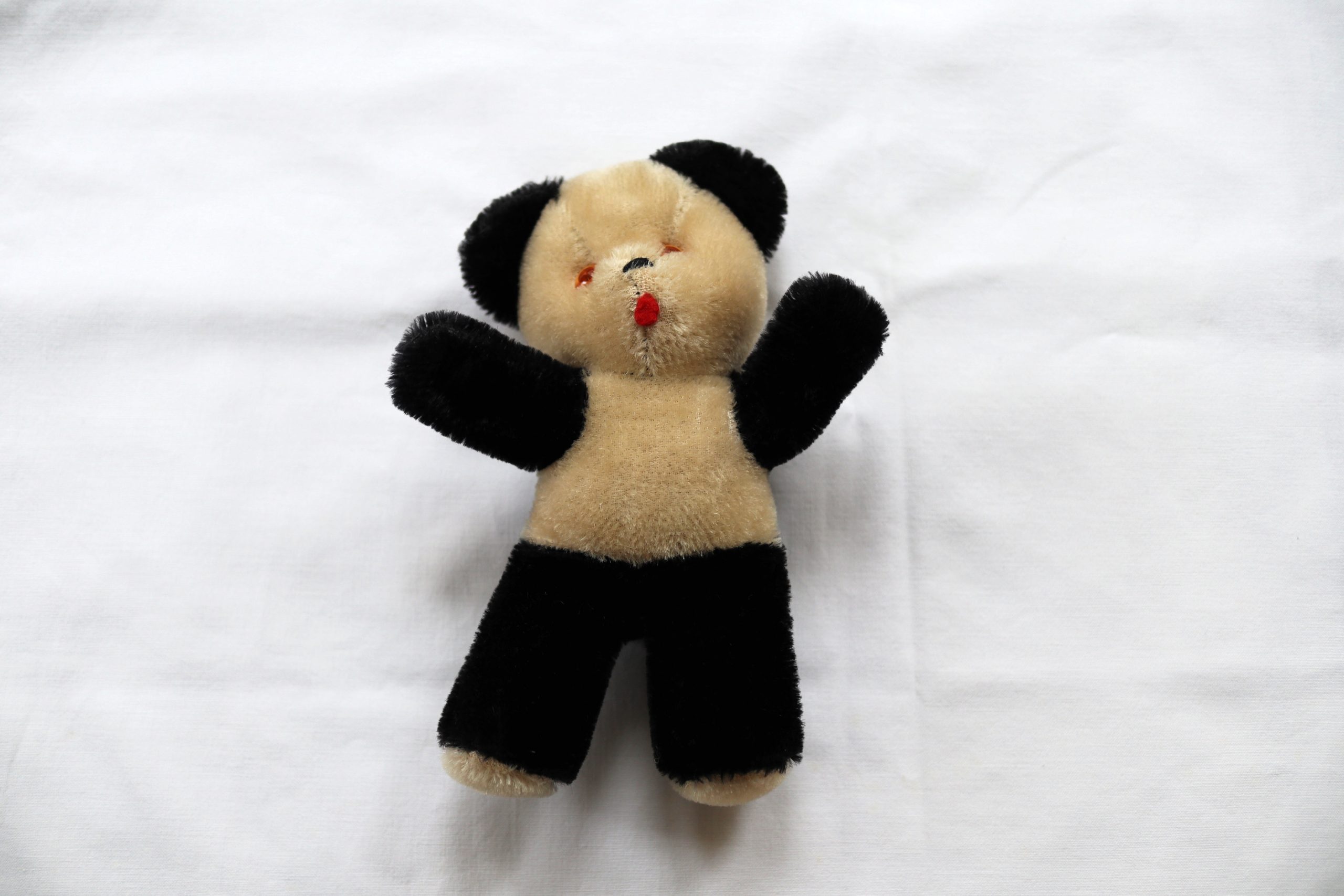 ファニーフェイスなレトロパンダぬいぐるみ | Frau Vintage