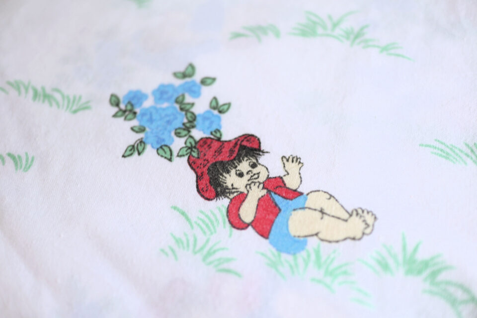 旧東ドイツ製 ハイハイベビー柄レトロファブリック 90cm - 画像 (3)