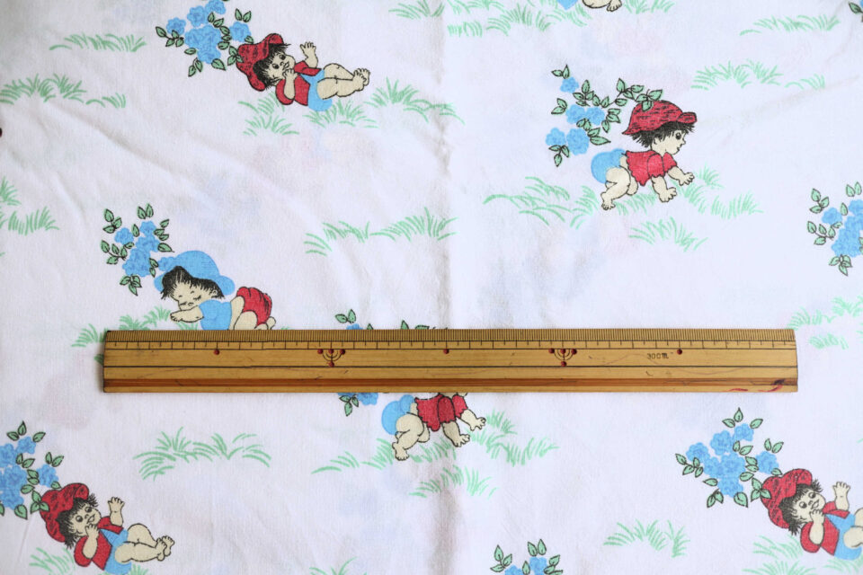 旧東ドイツ製 ハイハイベビー柄レトロファブリック 90cm - 画像 (4)