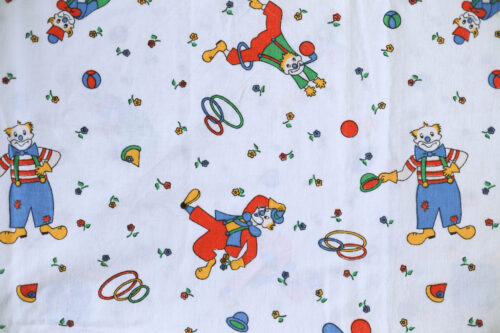 DDRオリジナル 陽気なピエロ柄ヴィンテージ布 92cm