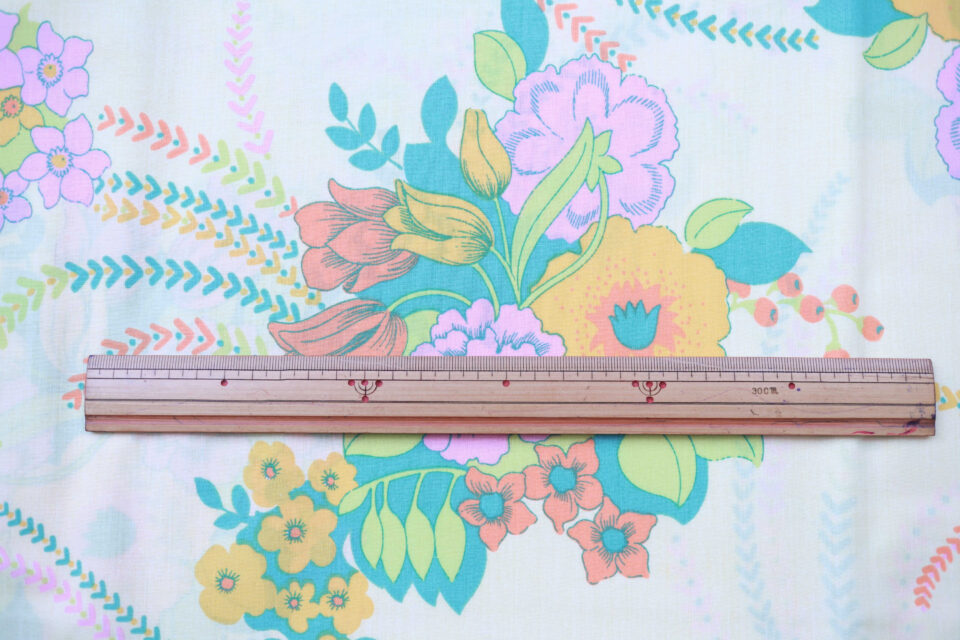 デッドストック! ゴージャス花束ヴィンテージ生地 幅 128cm - 画像 (6)