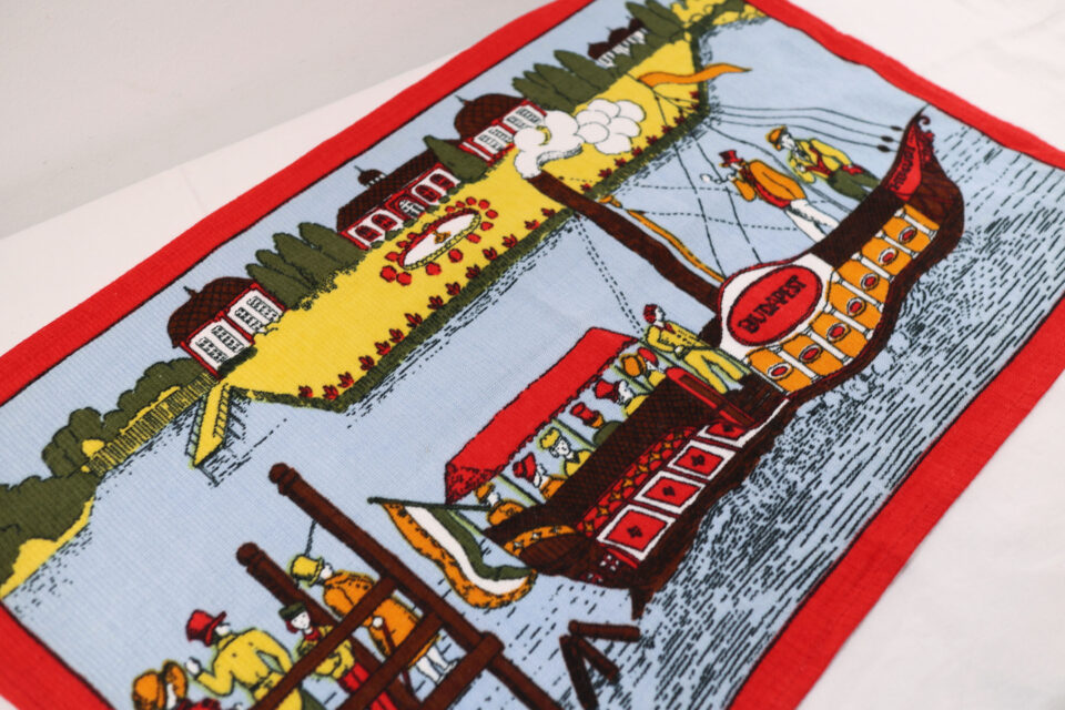 旧東ドイツ時代のユニーク技法 Malimo素材のレトロキッチンタオル - 画像 (3)