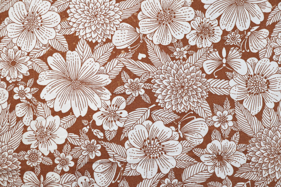Graziela しっとり大人の花柄ヴィンテージ生地 127cm - 画像 (3)