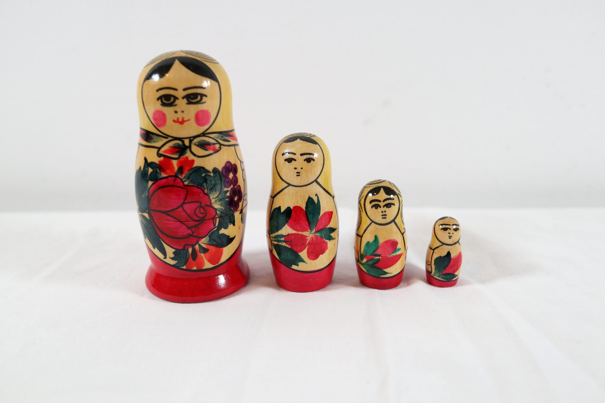 ロシア ヴィンテージ アーティスト作品マトリョーシカ 5組 冷たく - 工芸品 