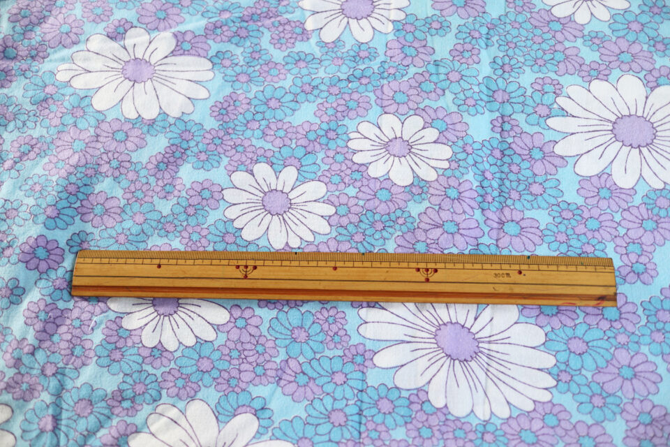 瑞々しい満開フローラル ブルー系ヴィンテージファブリック 117cm - 画像 (3)