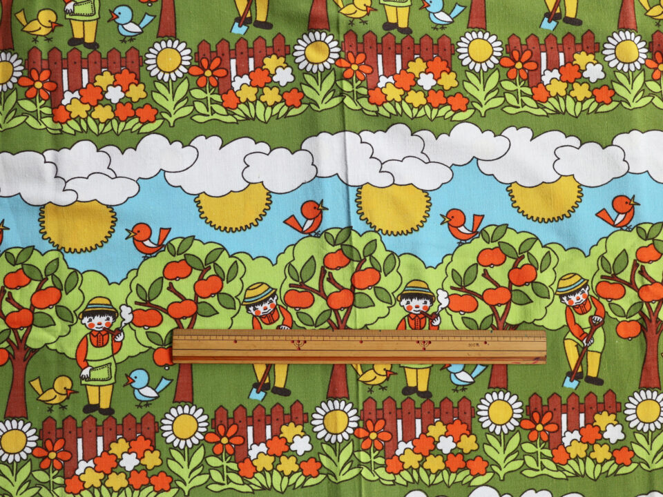 コミカルな農園柄 カラフルレトロ生地 90cm - 画像 (2)