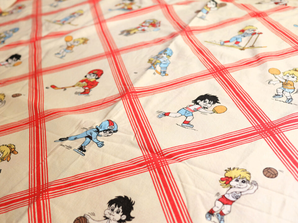 Sport Billy スポーツキッズ柄ヴィンテージファブリック 幅127cm - 画像 (3)