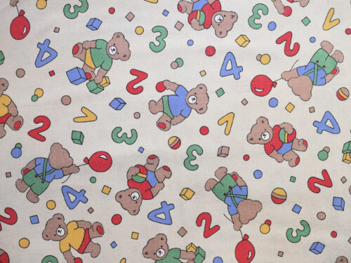 くまのイラストと数字柄 ヴィンテージファブリック 幅90cm
