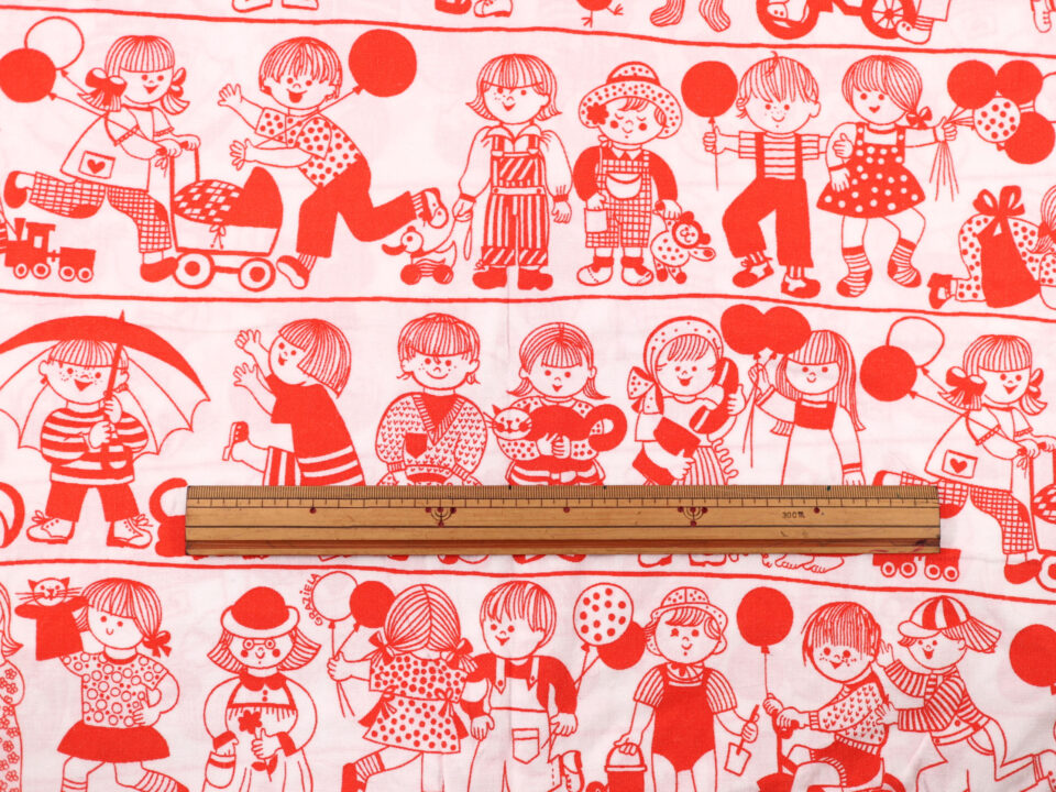 グラジエラの子ども柄ヴィンテージファブリック 幅85cm - 画像 (3)